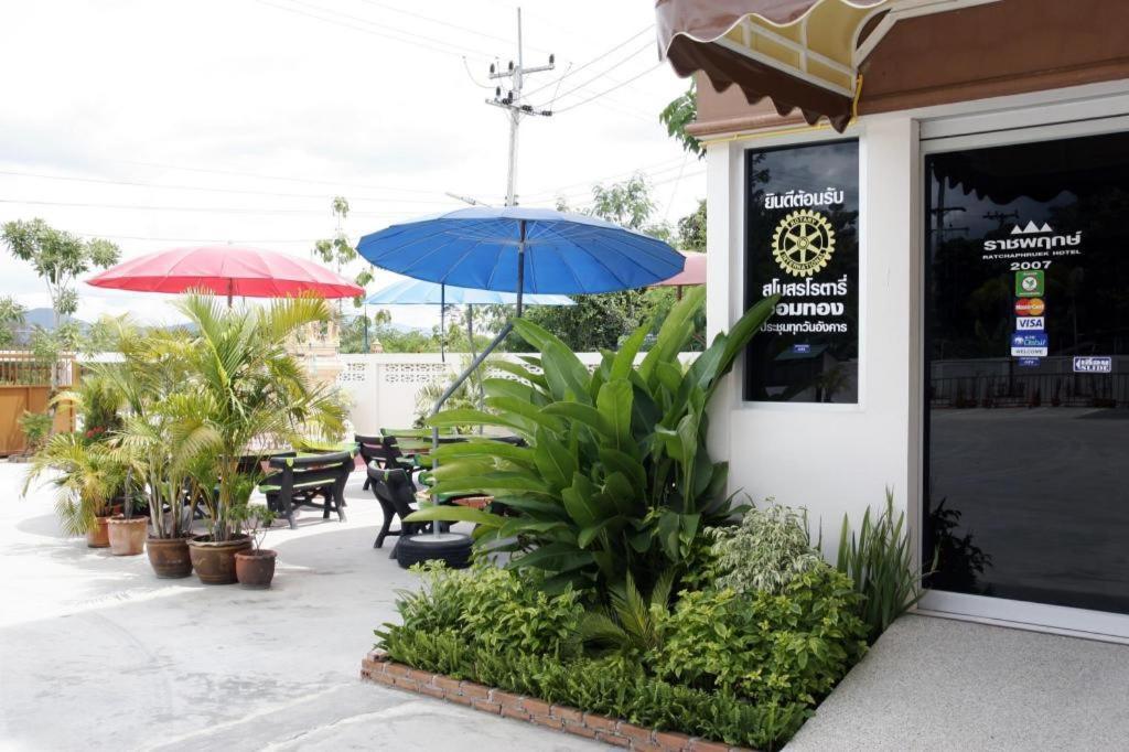Ratchaphruek 2007 Hotel Chom Thong Exterior foto